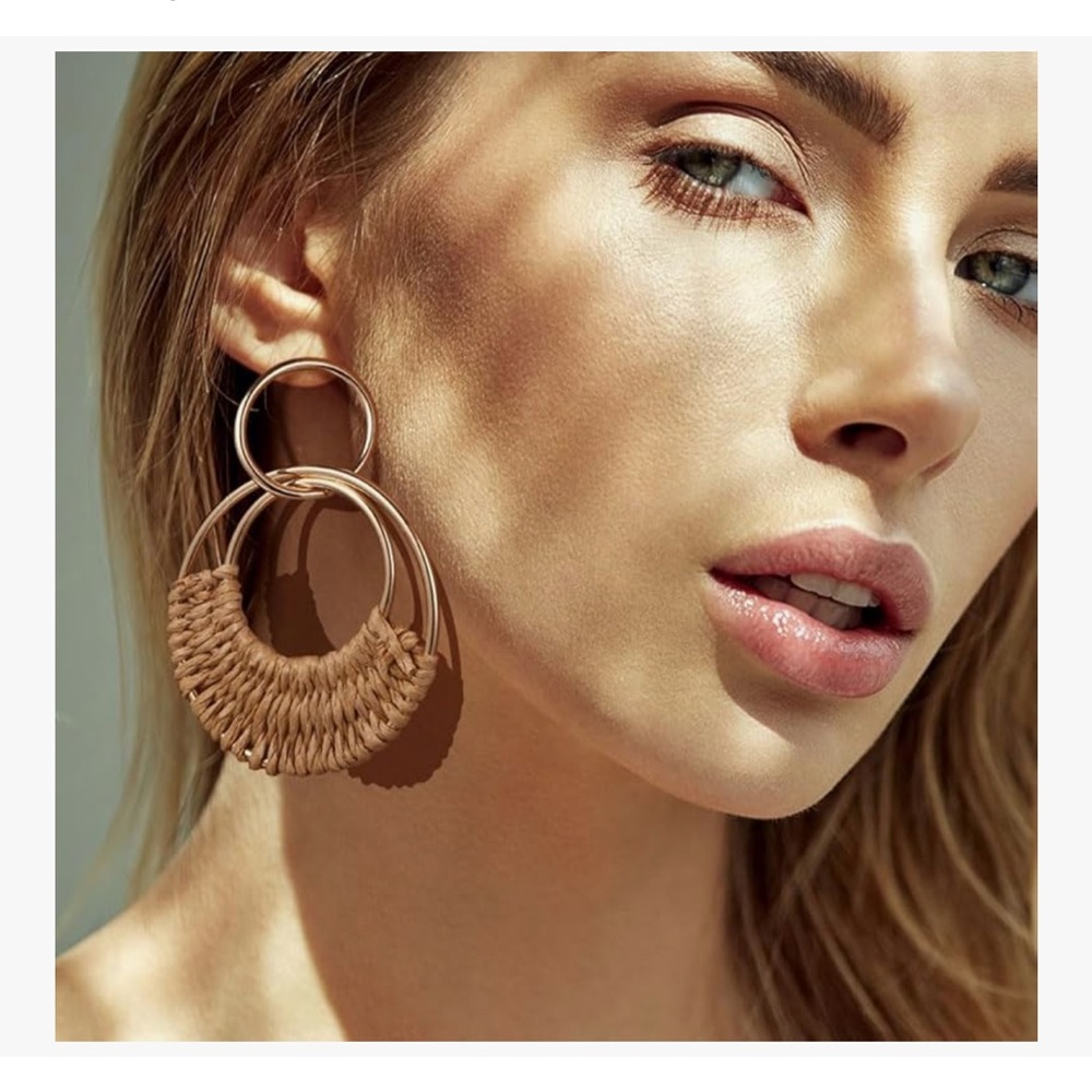 4 Pairs Handmade Raffia Rattan Bohemian Round Drop Dangle Earrings for Women - Picture 4 of 7